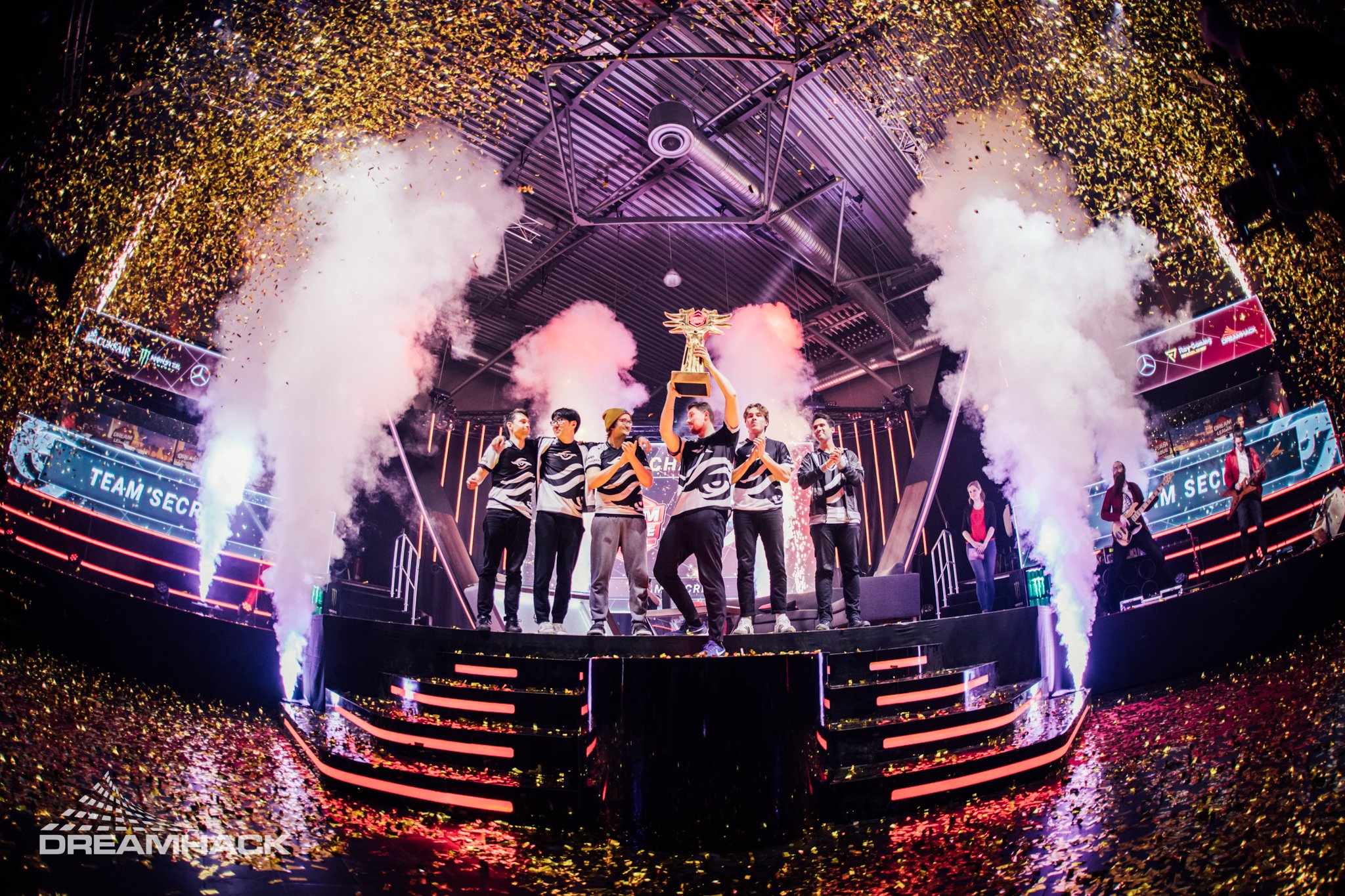 100T绝杀EG，Ming团战一打五鏖战多局半决赛，锁定晋级资格