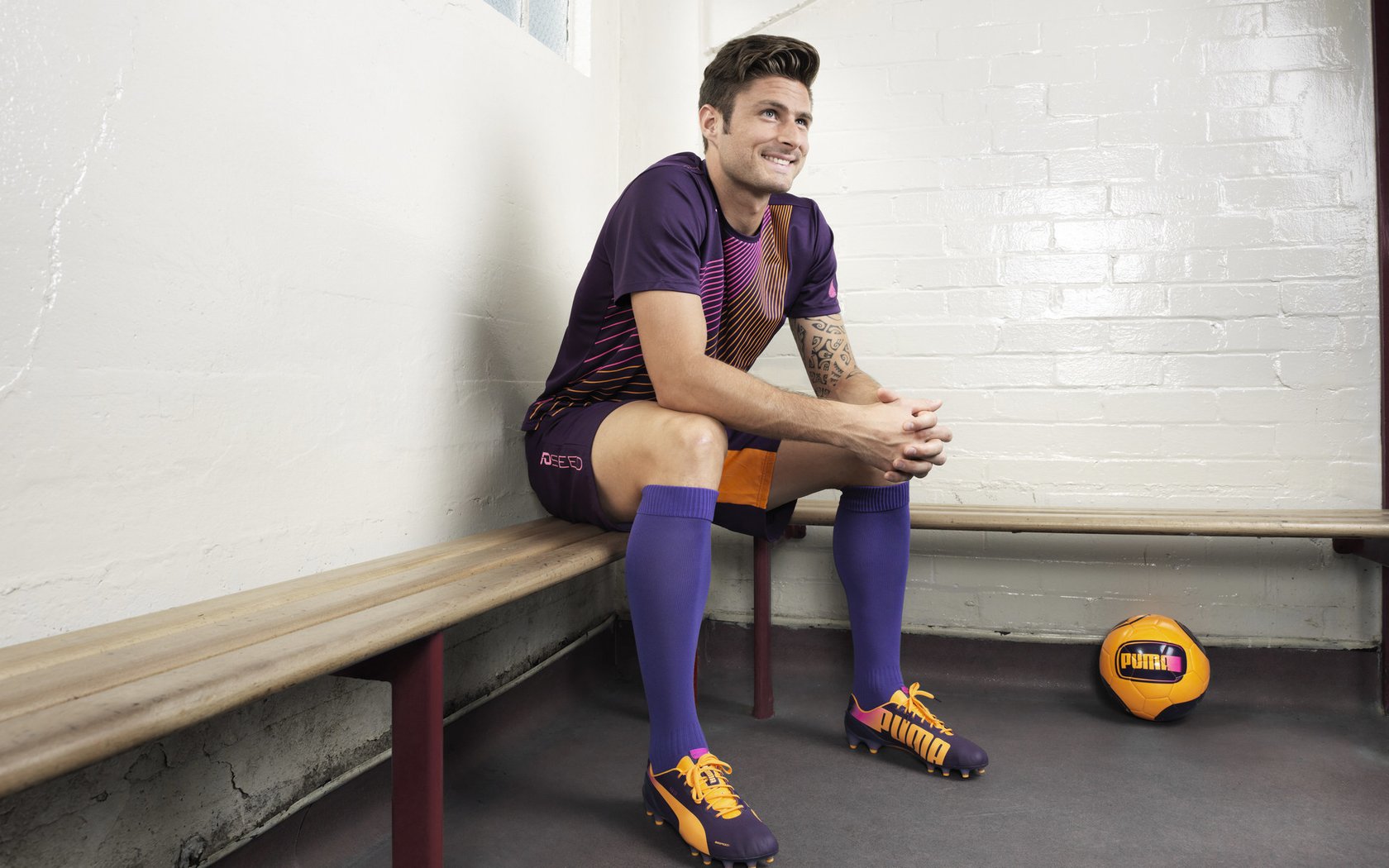 沪上铁闸锁苍鹰，冷血霍勒迪一剑封喉—上海队窒息防守下的关键先生哲学